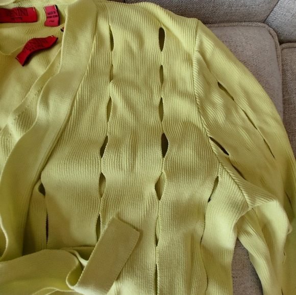 Lime Twin Set - Picture 10 of 10